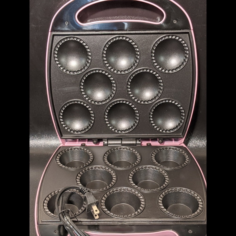 BABYCAKES MINI CUPCAKE MAKER - Picture 6 of 7